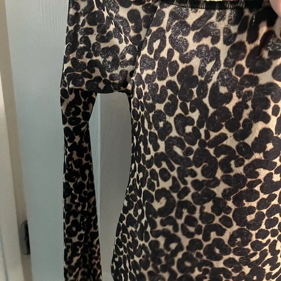 Wild Fable Animal Print Long Sleeve Top - Picture 6 of 7